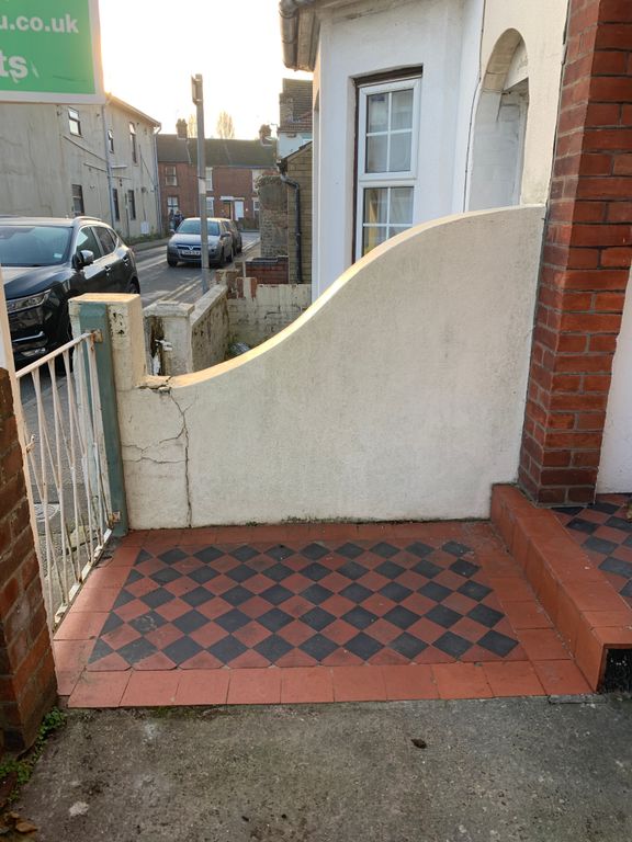 Property photo 3 of 50
