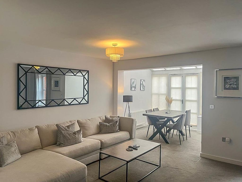 Property photo 2 of 9 7.Jpg