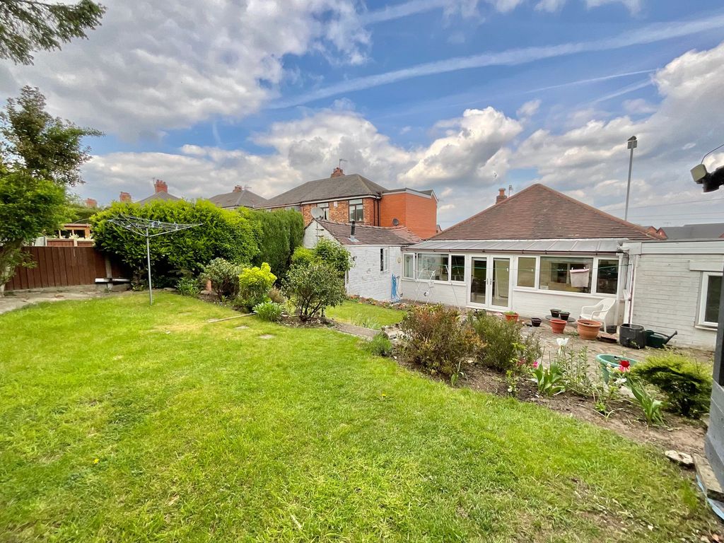 Property photo 2 of 24