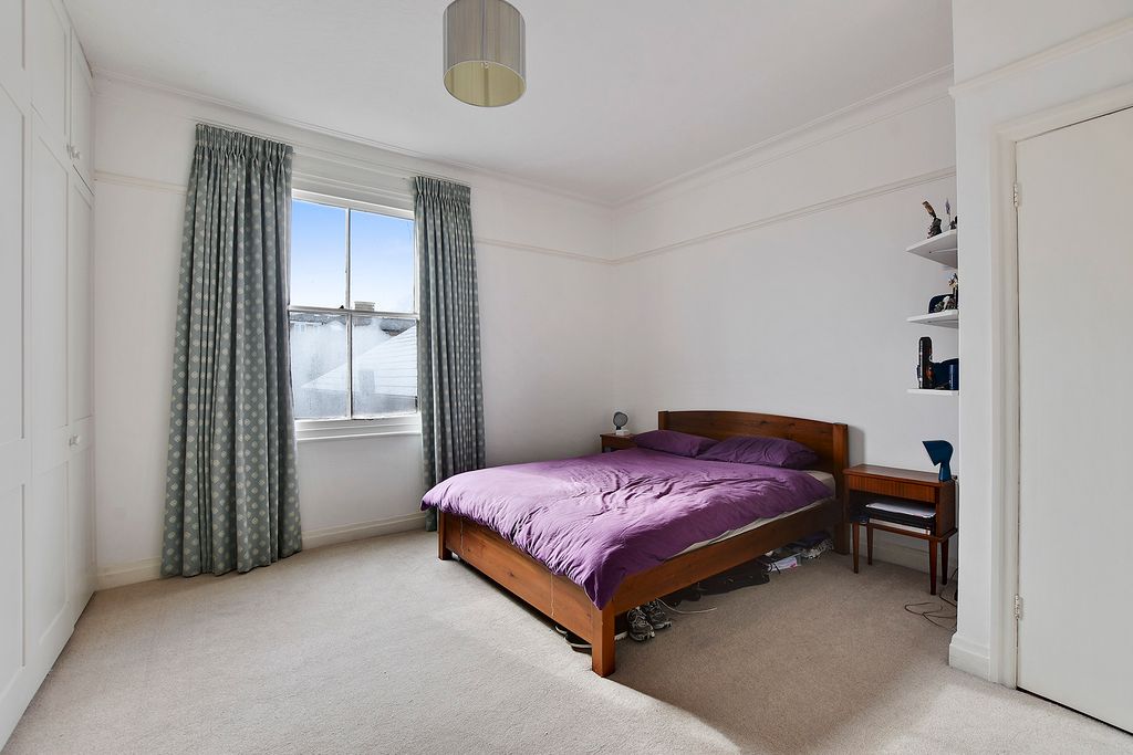 Property photo 3 of 5