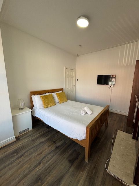 Property photo 3 of 19 Gallery