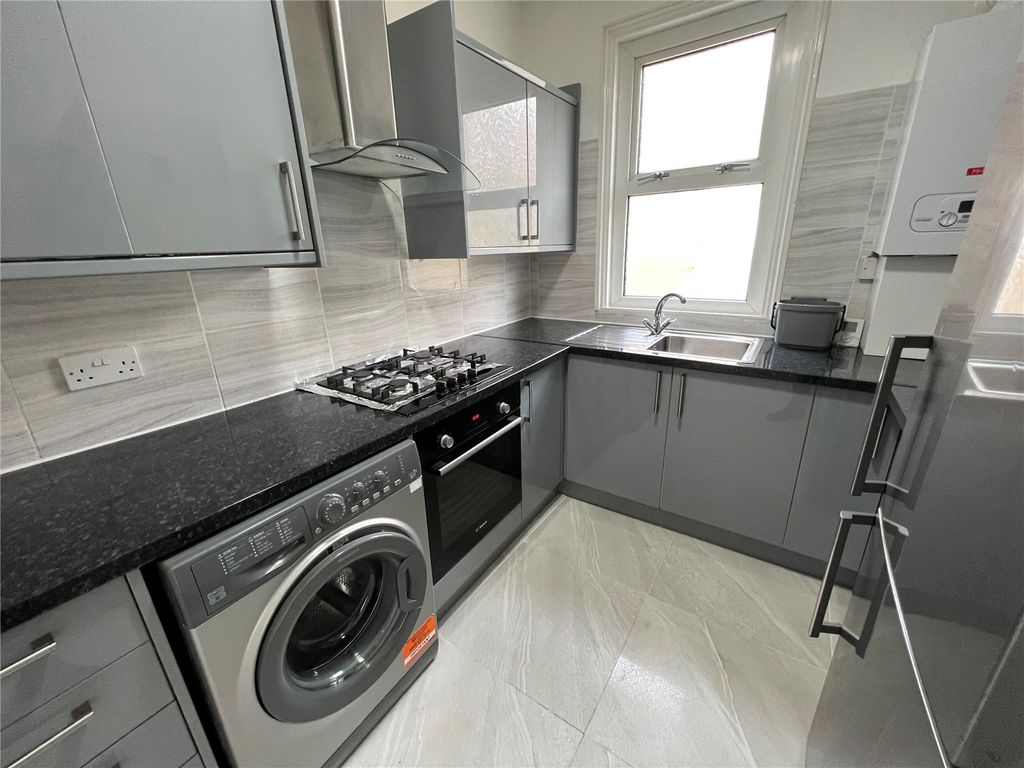 Property photo 1 of 10 Picture No. 08