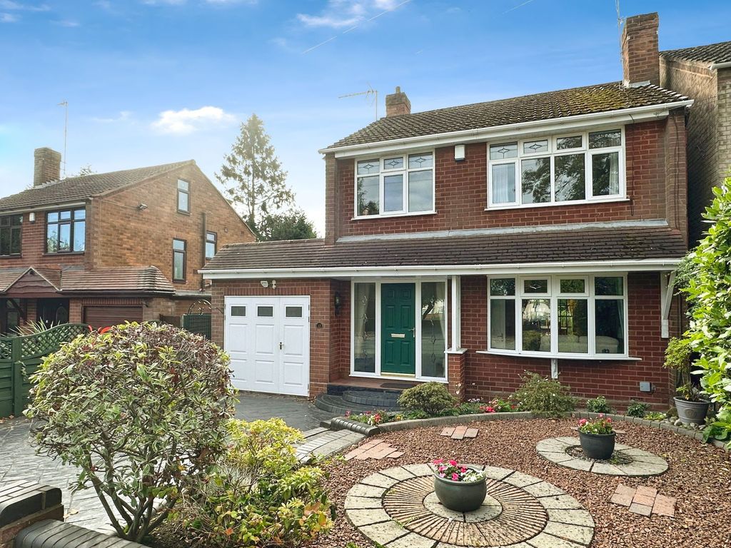 Property photo 2 of 27