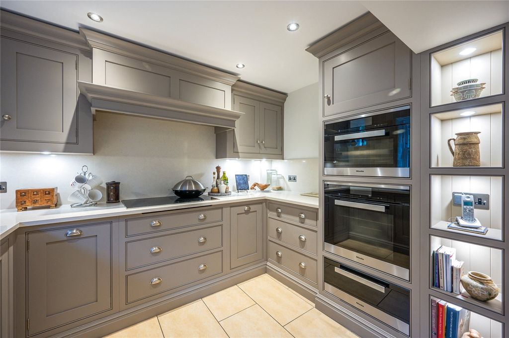 Additional image 7 of 5 bed semi-detached house for saleJulian Road, Bristol BS9