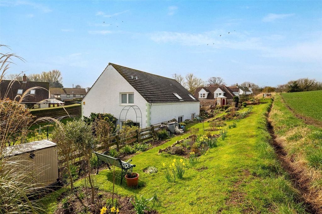 Property photo 1 of 39 External