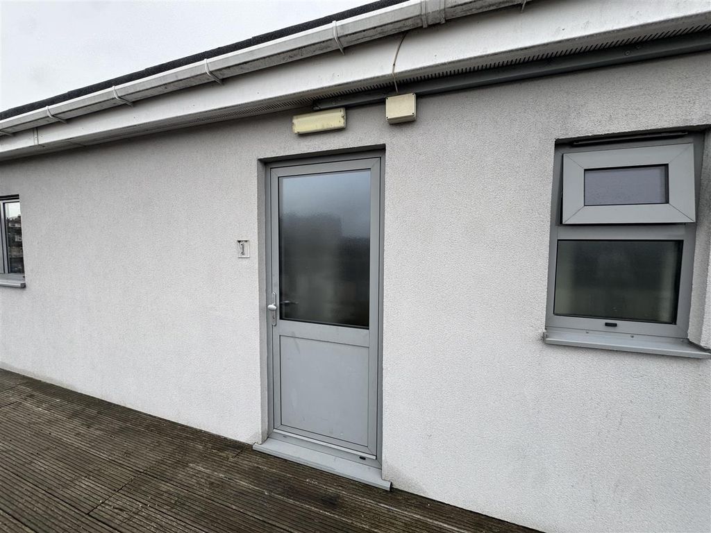 Property photo 2 of 10 Img_7445.Jpeg