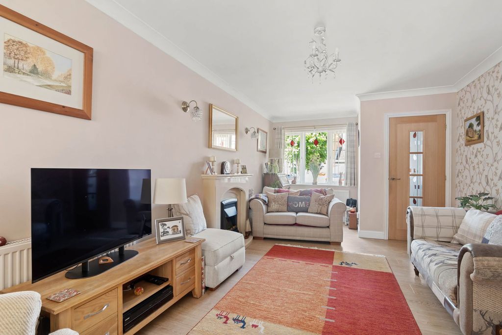 Property photo 3 of 14