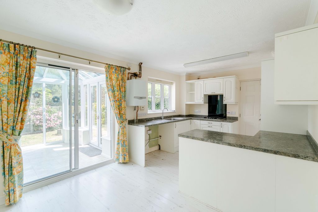 Property photo 2 of 25 2