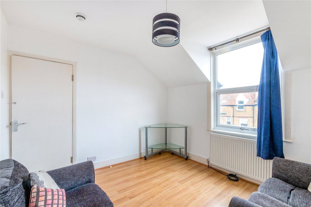 Property photo 3 of 9 Living Room