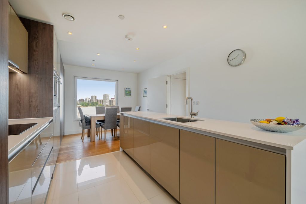 Property photo 1 of 24 Kitchen