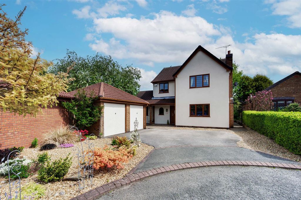 Property photo 1 of 32 Dsc_3479-Dsc_3483.Jpg