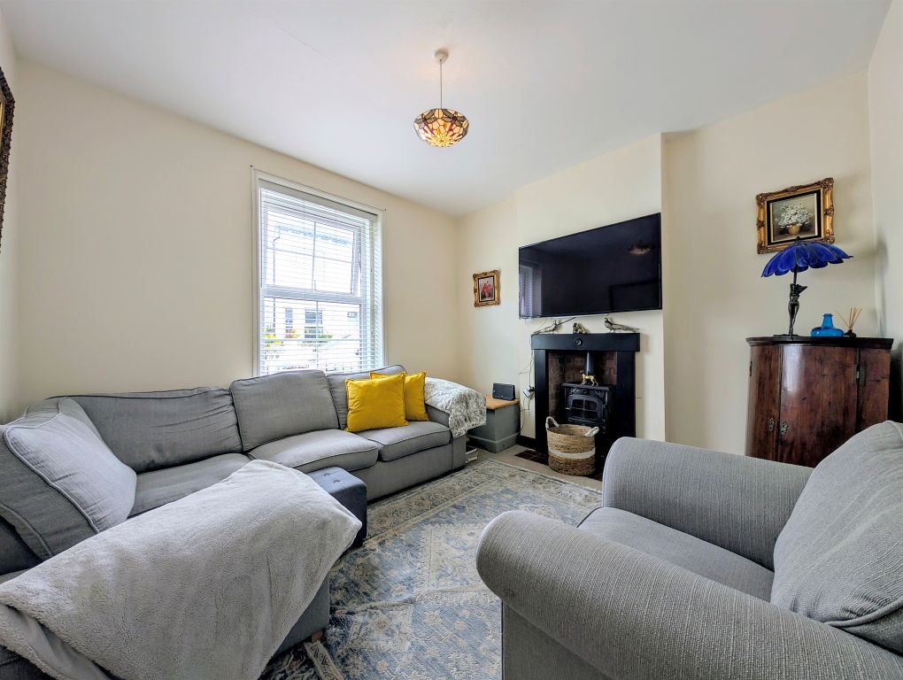 Property photo 2 of 19