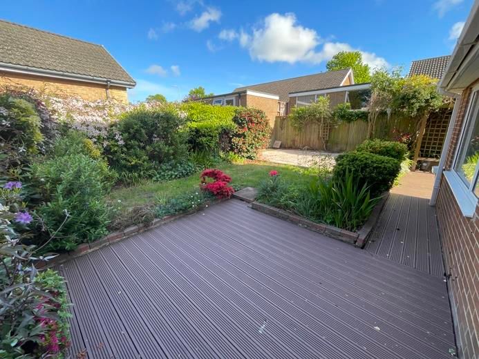 Property photo 3 of 10 Garden