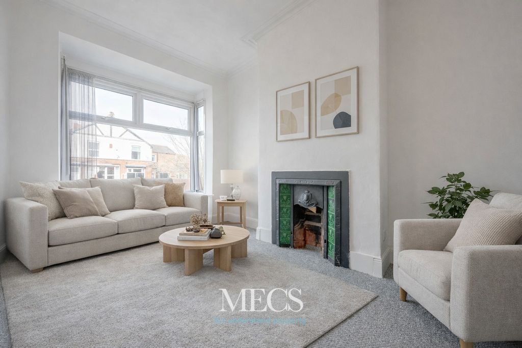 Property photo 2 of 12 2261873