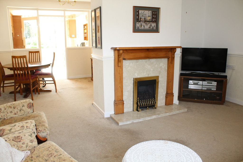 Property photo 2 of 15 Lounge - Dining Room