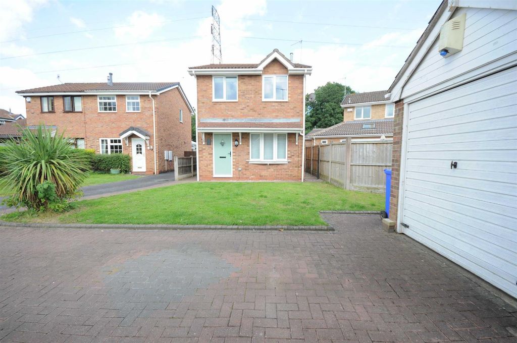 Property photo 2 of 22