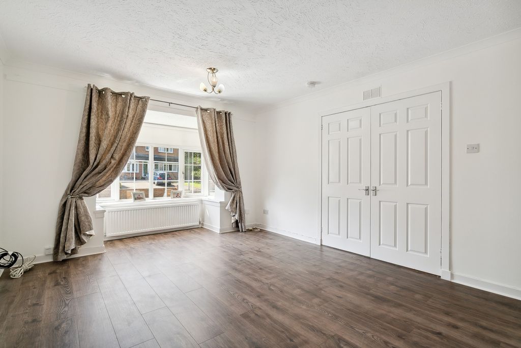 Property photo 3 of 28 3