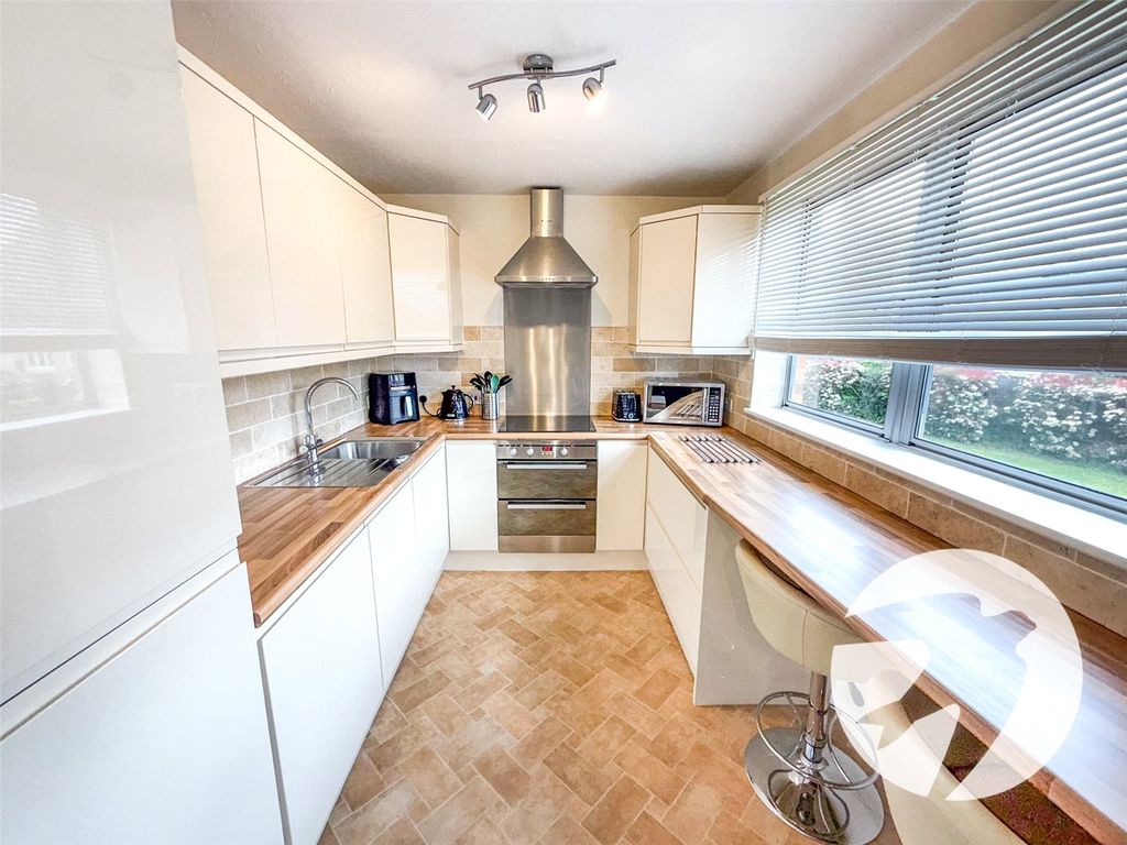 Property photo 3 of 11 Picture No. 05