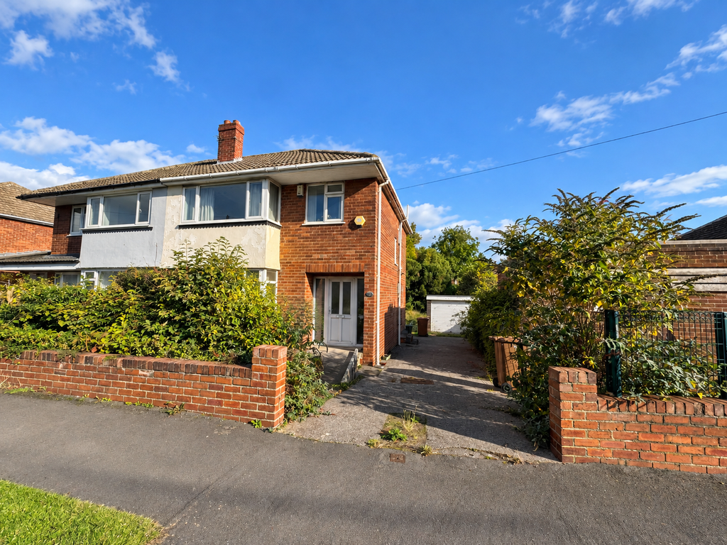 Property photo 1 of 18 3 Bedroom Semi Detached For Sale