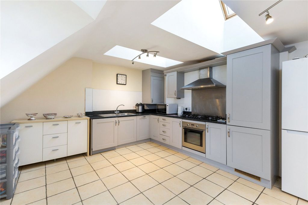 Property photo 3 of 16 Kitchen