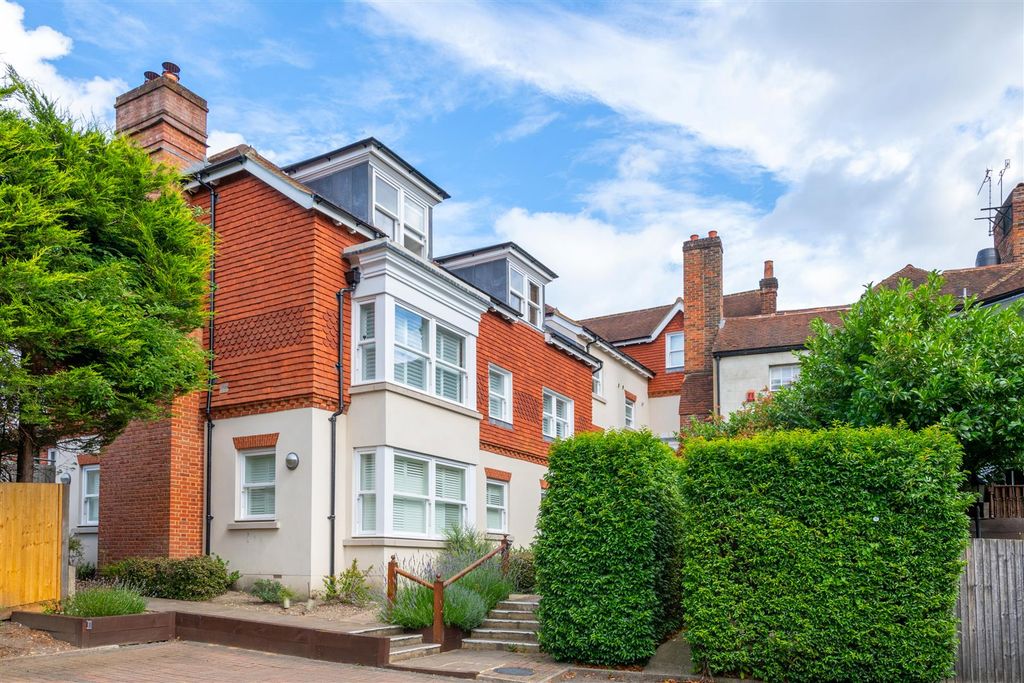 Property photo 1 of 14 2_Pilgrim_Mews_Externals-5.Jpg