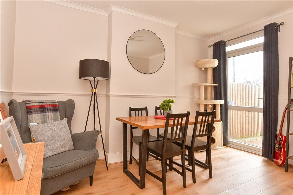 Property photo 3 of 10 Dining Room