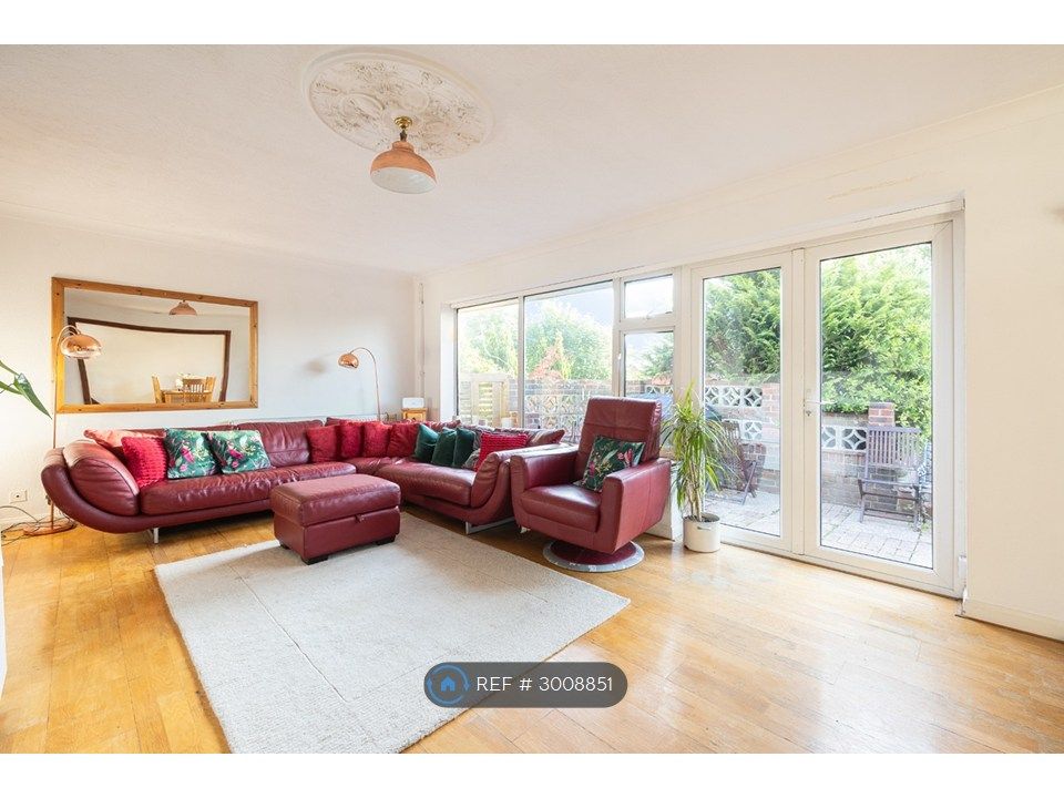 Property photo 1 of 35