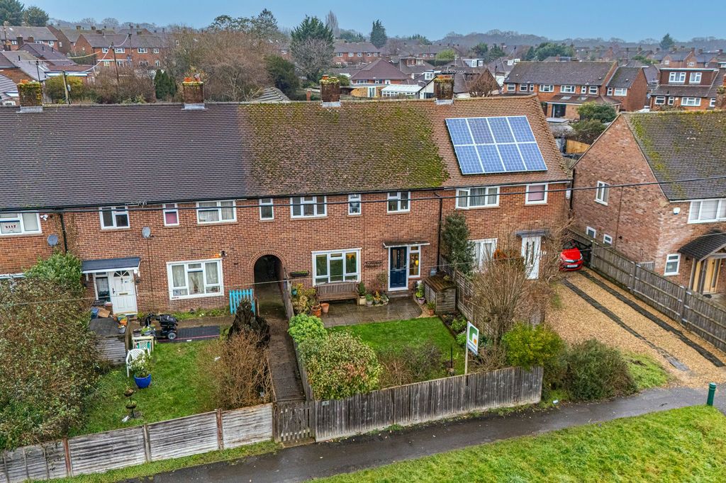 Property photo 1 of 17