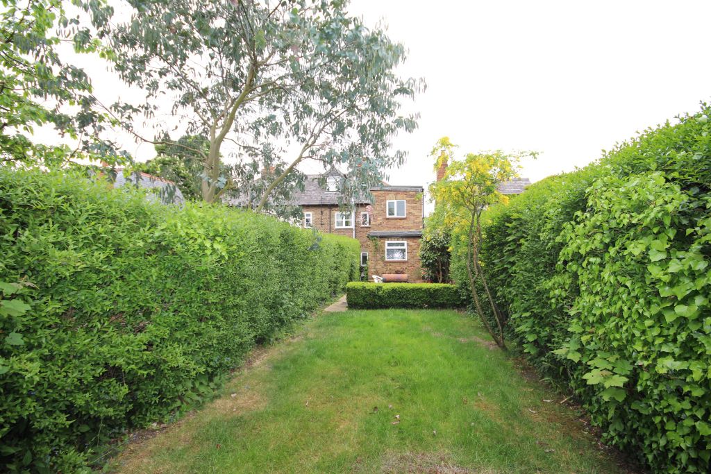 Property photo 3 of 10