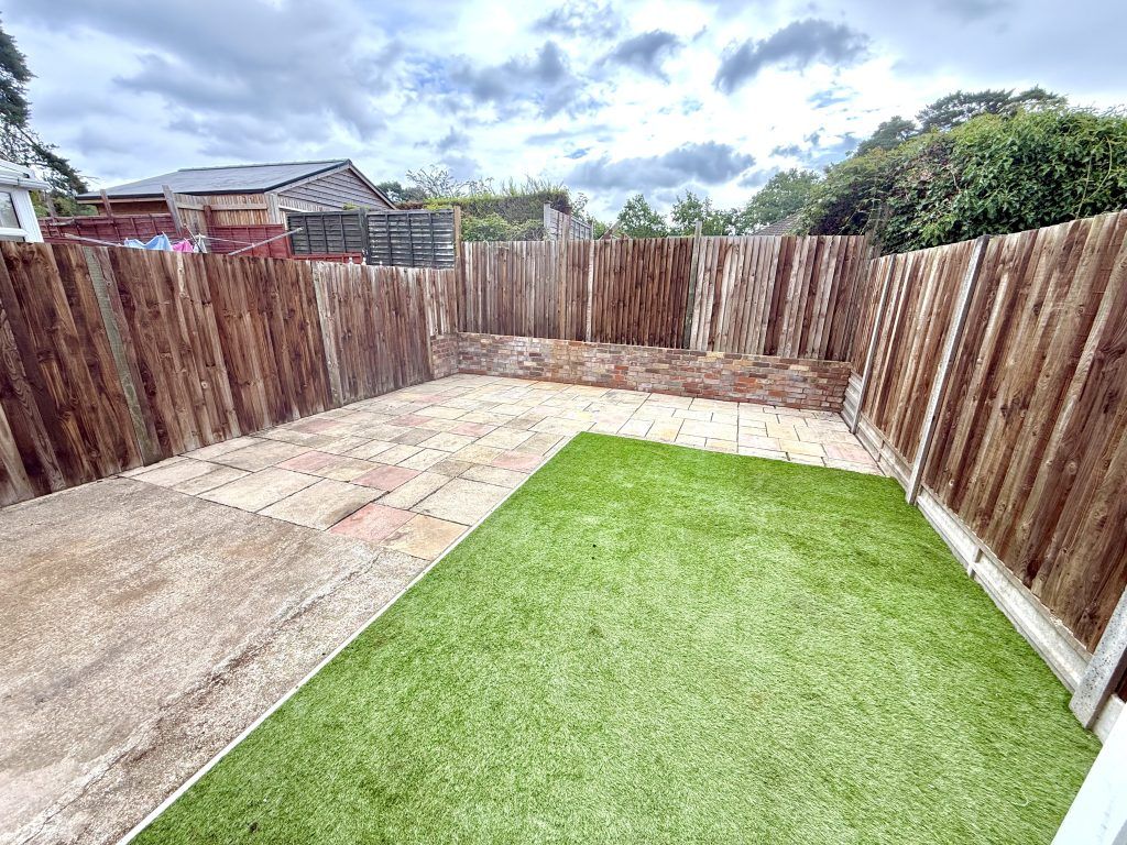 Property photo 2 of 11