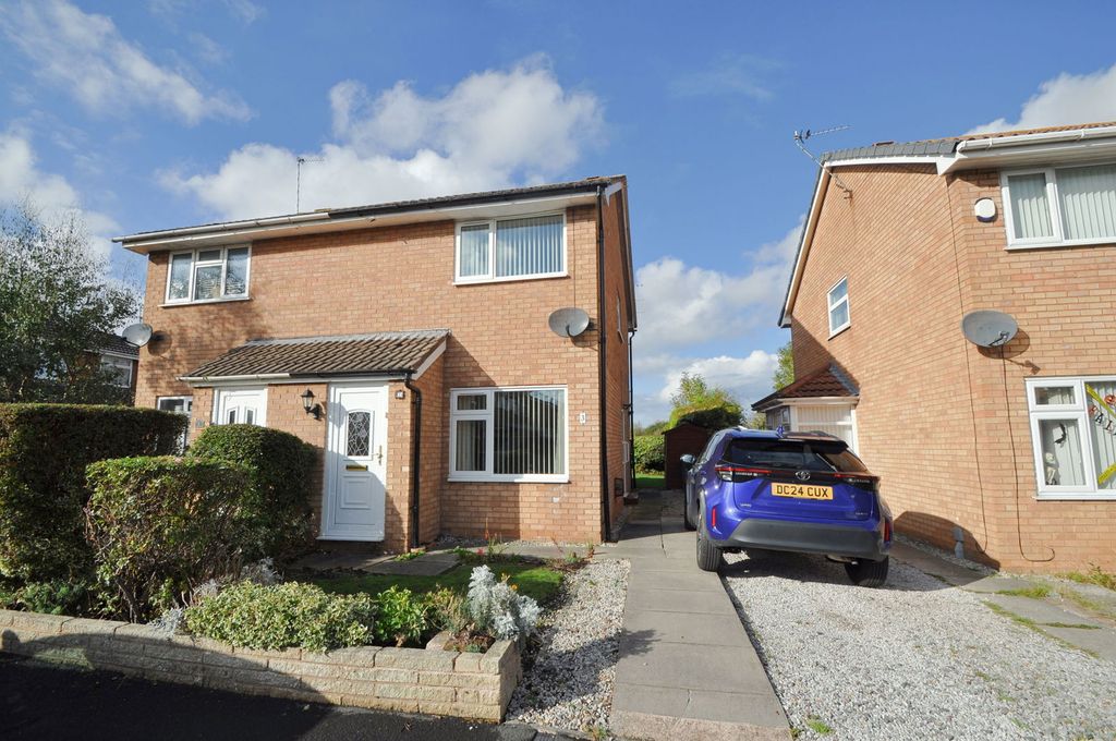 Property photo 1 of 26