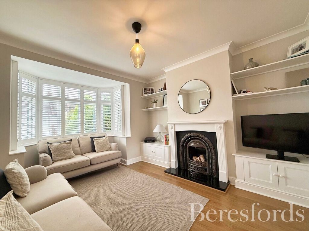 Property photo 3 of 21 Picture No. 32