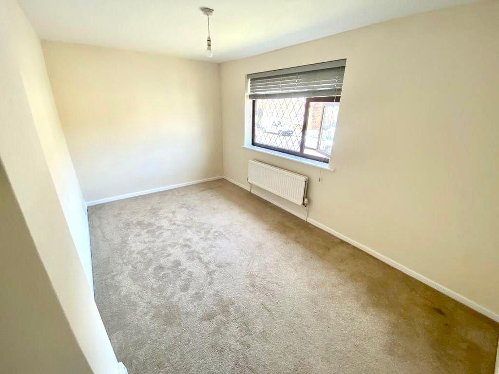 Property photo 3 of 5 54E68E0B-1301-4d8E-9d65-1706Add3918d.Jpg