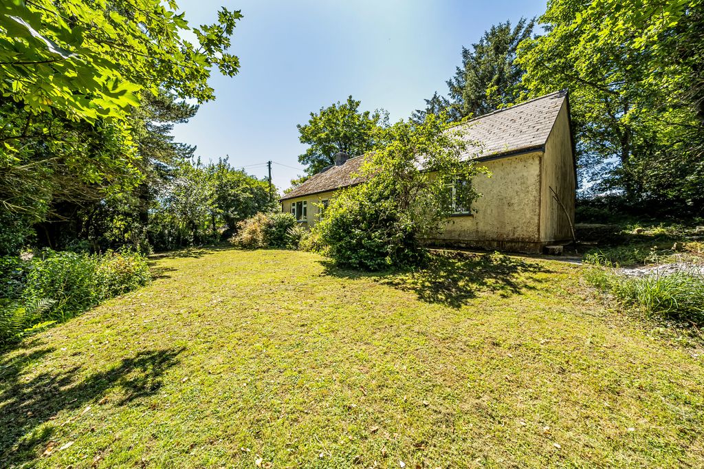 Property photo 3 of 15