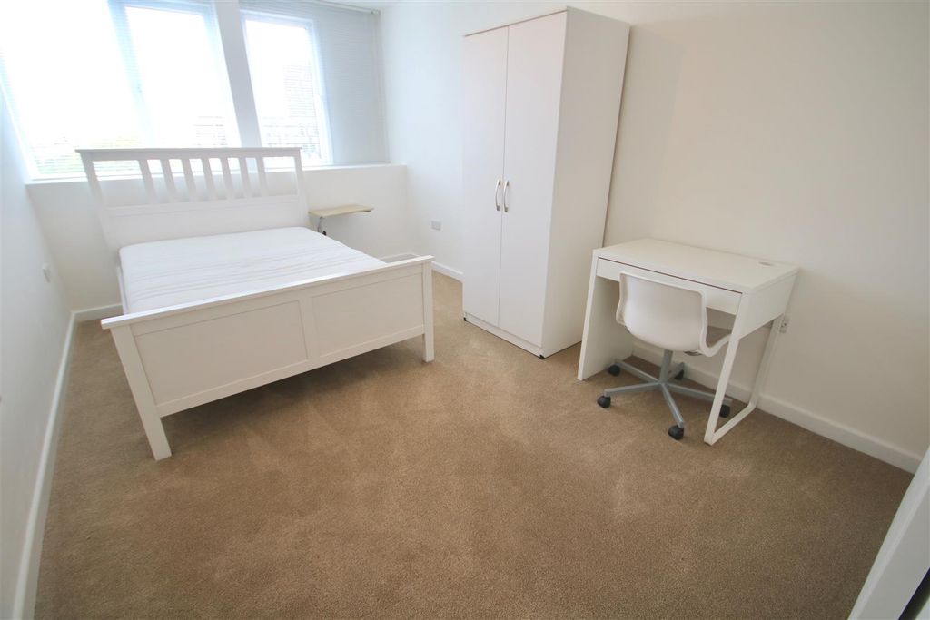 Property photo 2 of 7 Img_0013.Jpeg