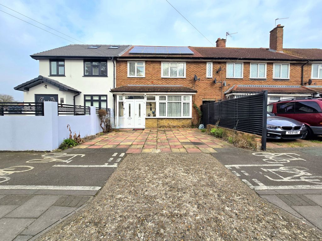 Property photo 1 of 16