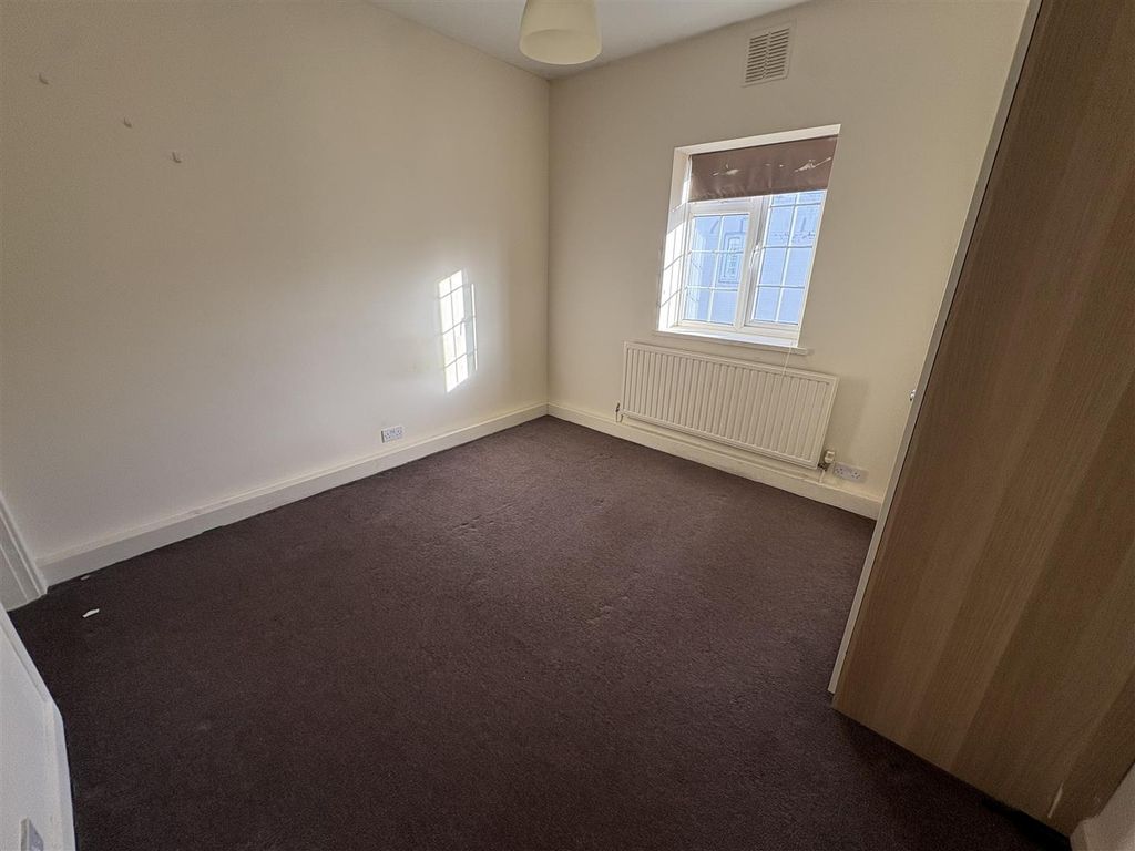 Property photo 2 of 11 Img_8310.Jpg