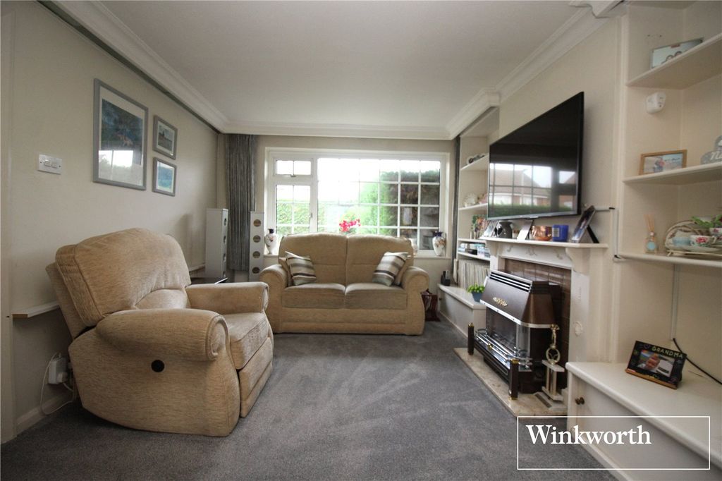 Property photo 2 of 22 Picture No. 24