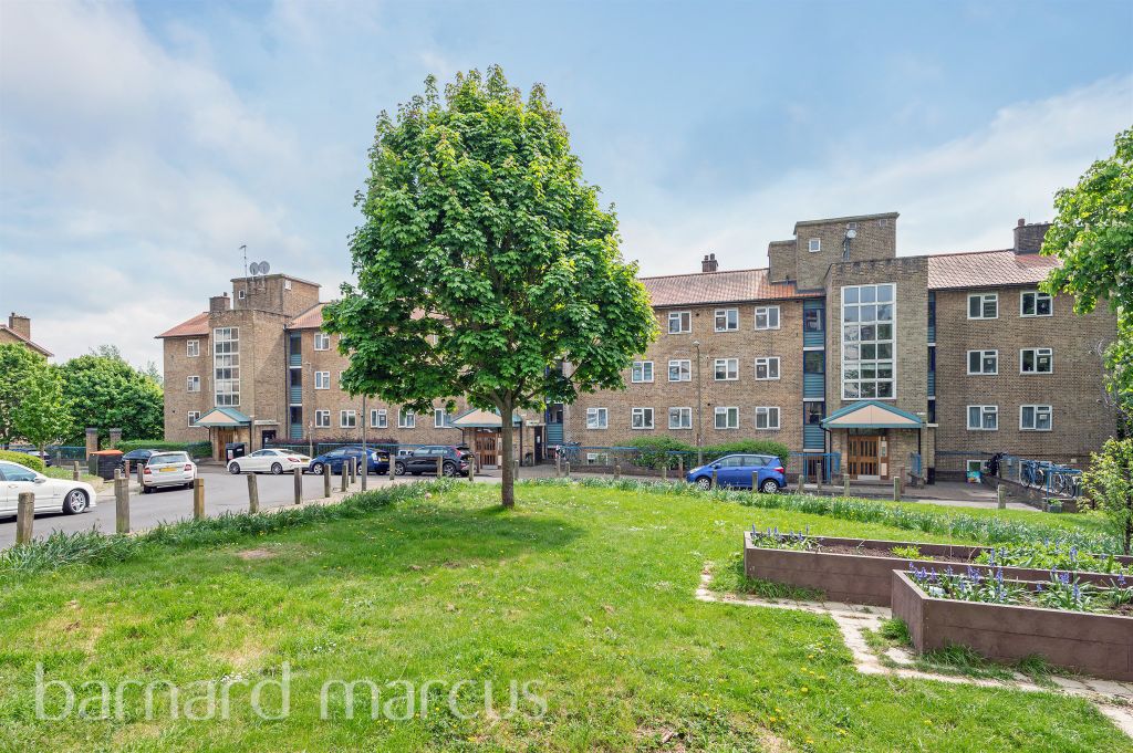 Property photo 3 of 12