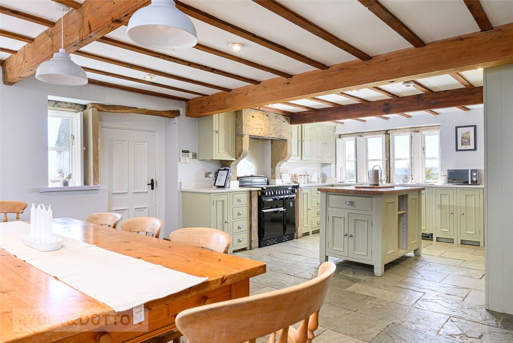Property photo 3 of 40 Dining Kitchen