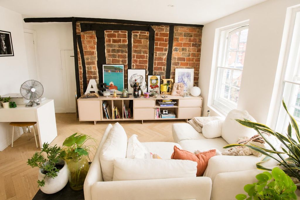 Property photo 2 of 10 Db4B509c-9Da7-4321-9Eae-820c8Dd3B6c9.Png