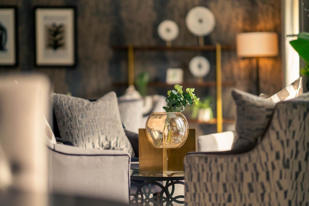 Property photo 2 of 10 Communal Lounge