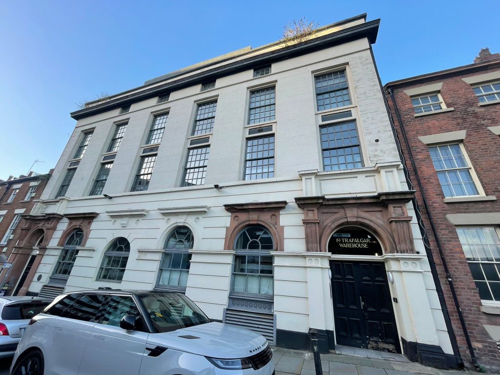 Property photo 3 of 8