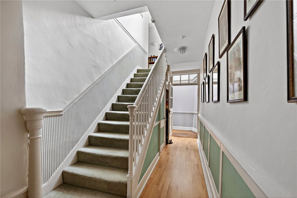 Additional image 7 of 7 bed semi-detached house for saleBridge Street, Hungerford, Berkshire RG17