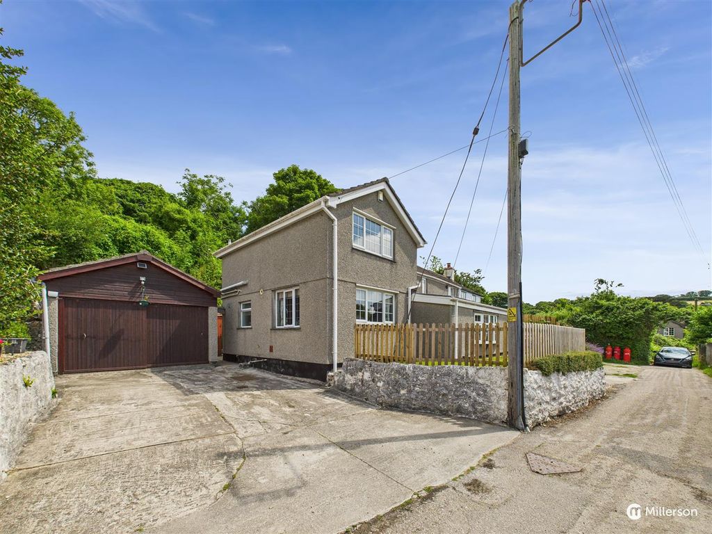 Property photo 2 of 38 Cam05426G0-Pr0015-Still003.Jpg