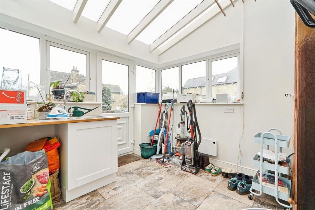 Additional image 4 of 4 bed semi-detached house for saleGreen Head Lane, Keighley BD20