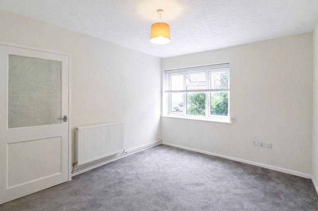 Property photo 3 of 8 Picture No. 09