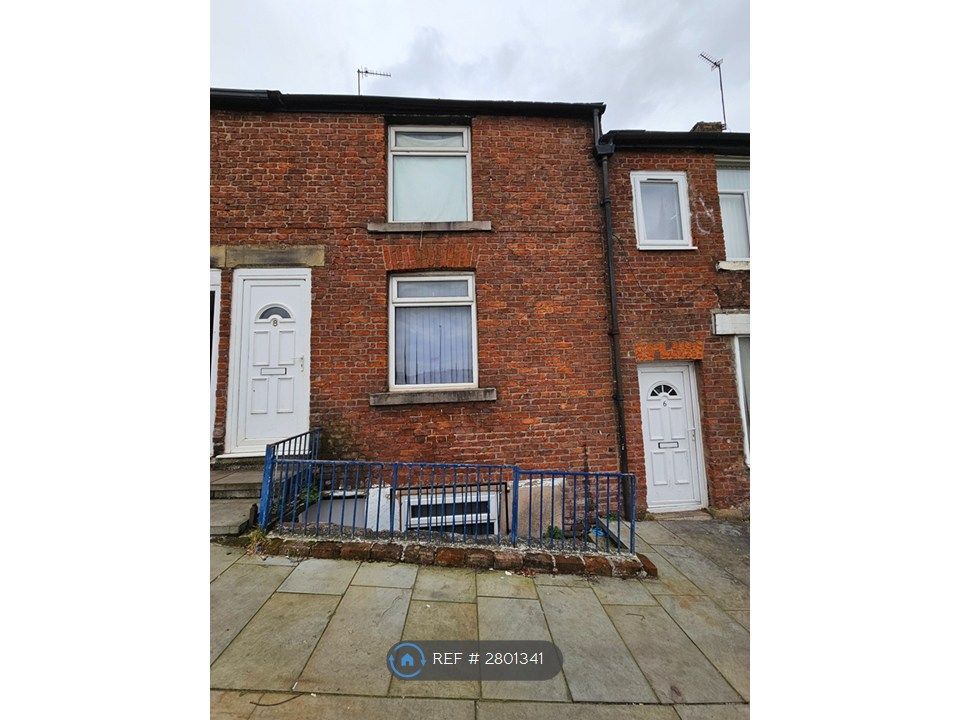 Property photo 1 of 8