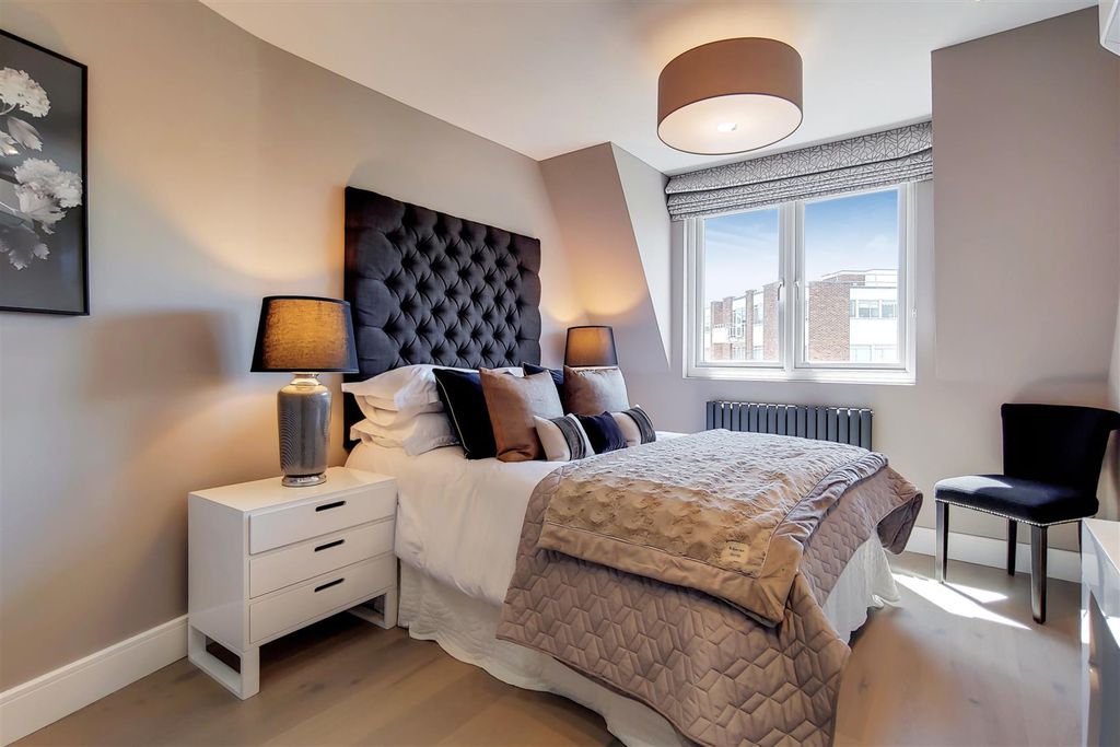 Property photo 3 of 13 4_Bedroom 3-0.Jpg