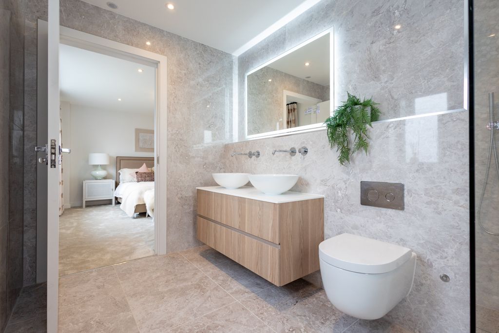 Additional image 13 of 4 bed detached house to rent302 Sandbanks Road, Lilliput, Poole BH14